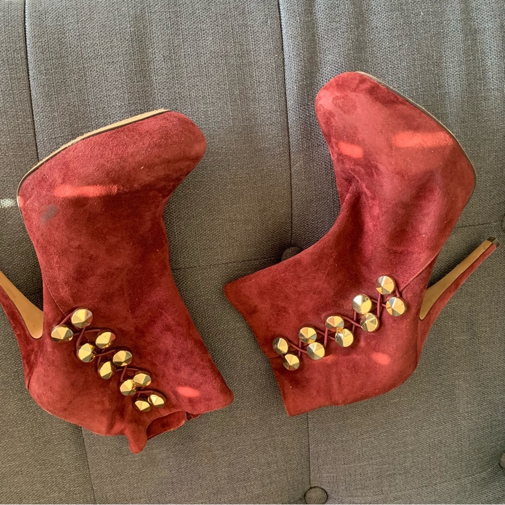 Vince Camuto studded burgundy suede booties